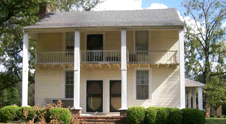tayhouse.jpg (71642 bytes)