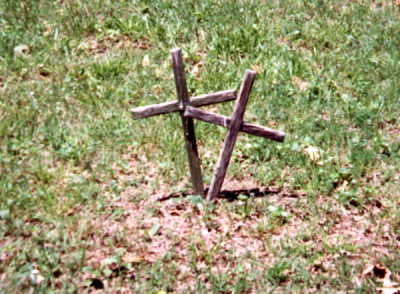 cross.jpg (27197 bytes)